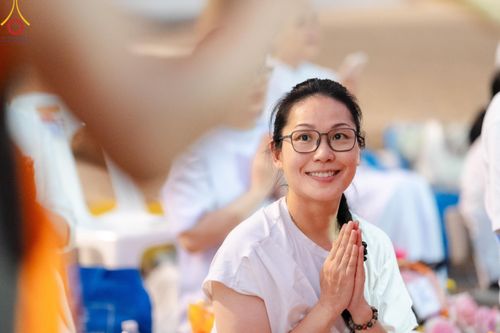 ภาพ No.202508:พิธีต้อนรับพระธรรมยาตรา ณ อนุสรณ์สถานลำดับที่ 7 สถานที่ขยายวิชชาธรรมกาย วัดพระธรรมกาย ต.คลองสาม อ.คลองหลวง จ.ปทุมธานี ในโครงการธรรมยาตรา กตัญญูบูชา มหาปูชนียาจารย์ พระมงคลเทพมุนี(สด จนฺทสโร) พระผู้ปราบมาร อนุสรณ์สถาน 7 แห่ง ปีที่ 13 วันที่ 26 มกราคม 2568