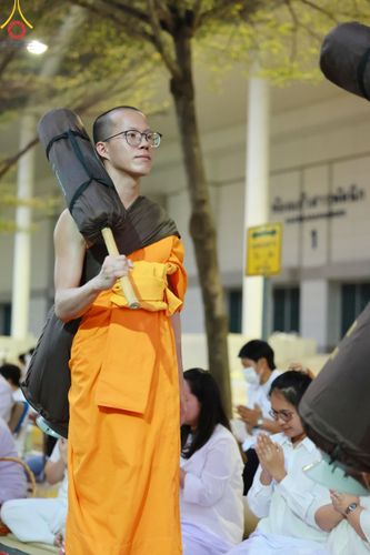 ภาพ No.202514:พิธีต้อนรับพระธรรมยาตรา ณ อนุสรณ์สถานลำดับที่ 7 สถานที่ขยายวิชชาธรรมกาย วัดพระธรรมกาย ต.คลองสาม อ.คลองหลวง จ.ปทุมธานี ในโครงการธรรมยาตรา กตัญญูบูชา มหาปูชนียาจารย์ พระมงคลเทพมุนี(สด จนฺทสโร) พระผู้ปราบมาร อนุสรณ์สถาน 7 แห่ง ปีที่ 13 วันที่ 26 มกราคม 2568