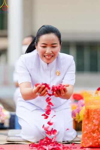 ภาพ No.202541:พิธีต้อนรับพระธรรมยาตรา ณ อนุสรณ์สถานลำดับที่ 7 สถานที่ขยายวิชชาธรรมกาย วัดพระธรรมกาย ต.คลองสาม อ.คลองหลวง จ.ปทุมธานี ในโครงการธรรมยาตรา กตัญญูบูชา มหาปูชนียาจารย์ พระมงคลเทพมุนี(สด จนฺทสโร) พระผู้ปราบมาร อนุสรณ์สถาน 7 แห่ง ปีที่ 13 วันที่ 26 มกราคม 2568