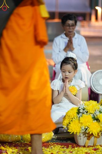 ภาพ No.202547:พิธีต้อนรับพระธรรมยาตรา ณ อนุสรณ์สถานลำดับที่ 7 สถานที่ขยายวิชชาธรรมกาย วัดพระธรรมกาย ต.คลองสาม อ.คลองหลวง จ.ปทุมธานี ในโครงการธรรมยาตรา กตัญญูบูชา มหาปูชนียาจารย์ พระมงคลเทพมุนี(สด จนฺทสโร) พระผู้ปราบมาร อนุสรณ์สถาน 7 แห่ง ปีที่ 13 วันที่ 26 มกราคม 2568