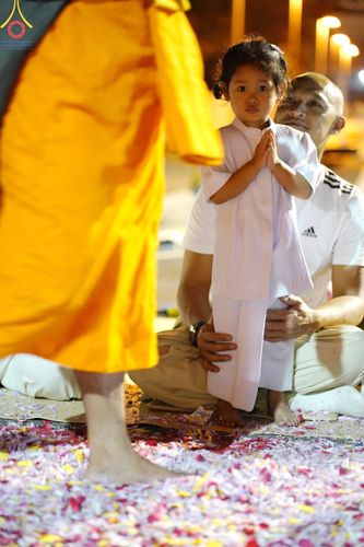 ภาพ No.202602:พิธีต้อนรับพระธรรมยาตรา ณ อนุสรณ์สถานลำดับที่ 7 สถานที่ขยายวิชชาธรรมกาย วัดพระธรรมกาย ต.คลองสาม อ.คลองหลวง จ.ปทุมธานี ในโครงการธรรมยาตรา กตัญญูบูชา มหาปูชนียาจารย์ พระมงคลเทพมุนี(สด จนฺทสโร) พระผู้ปราบมาร อนุสรณ์สถาน 7 แห่ง ปีที่ 13 วันที่ 26 มกราคม 2568