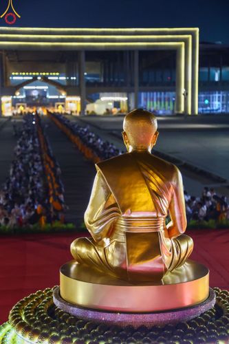 ภาพ No.202607:พิธีต้อนรับพระธรรมยาตรา ณ อนุสรณ์สถานลำดับที่ 7 สถานที่ขยายวิชชาธรรมกาย วัดพระธรรมกาย ต.คลองสาม อ.คลองหลวง จ.ปทุมธานี ในโครงการธรรมยาตรา กตัญญูบูชา มหาปูชนียาจารย์ พระมงคลเทพมุนี(สด จนฺทสโร) พระผู้ปราบมาร อนุสรณ์สถาน 7 แห่ง ปีที่ 13 วันที่ 26 มกราคม 2568