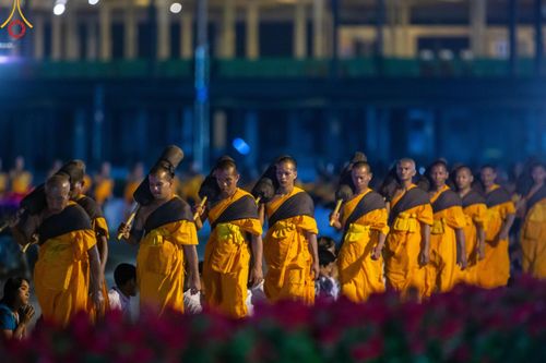 ภาพ No.202616:พิธีต้อนรับพระธรรมยาตรา ณ อนุสรณ์สถานลำดับที่ 7 สถานที่ขยายวิชชาธรรมกาย วัดพระธรรมกาย ต.คลองสาม อ.คลองหลวง จ.ปทุมธานี ในโครงการธรรมยาตรา กตัญญูบูชา มหาปูชนียาจารย์ พระมงคลเทพมุนี(สด จนฺทสโร) พระผู้ปราบมาร อนุสรณ์สถาน 7 แห่ง ปีที่ 13 วันที่ 26 มกราคม 2568
