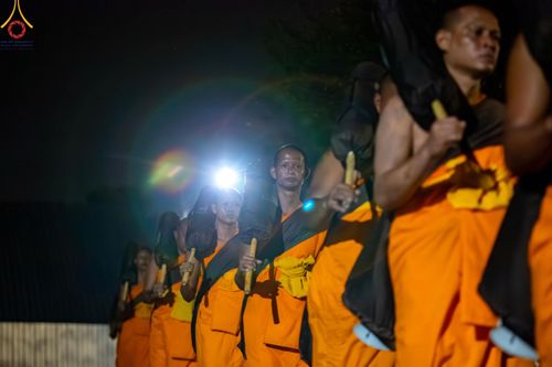 ภาพ No.202619:พิธีต้อนรับพระธรรมยาตรา ณ อนุสรณ์สถานลำดับที่ 7 สถานที่ขยายวิชชาธรรมกาย วัดพระธรรมกาย ต.คลองสาม อ.คลองหลวง จ.ปทุมธานี ในโครงการธรรมยาตรา กตัญญูบูชา มหาปูชนียาจารย์ พระมงคลเทพมุนี(สด จนฺทสโร) พระผู้ปราบมาร อนุสรณ์สถาน 7 แห่ง ปีที่ 13 วันที่ 26 มกราคม 2568