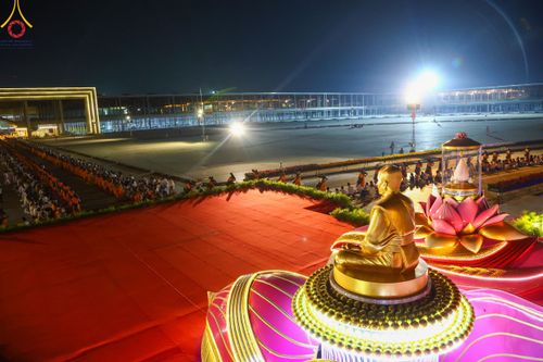 ภาพ No.202626:พิธีต้อนรับพระธรรมยาตรา ณ อนุสรณ์สถานลำดับที่ 7 สถานที่ขยายวิชชาธรรมกาย วัดพระธรรมกาย ต.คลองสาม อ.คลองหลวง จ.ปทุมธานี ในโครงการธรรมยาตรา กตัญญูบูชา มหาปูชนียาจารย์ พระมงคลเทพมุนี(สด จนฺทสโร) พระผู้ปราบมาร อนุสรณ์สถาน 7 แห่ง ปีที่ 13 วันที่ 26 มกราคม 2568