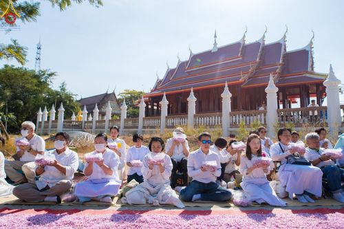 ภาพ No.203886:พิธีต้อนรับพระธรรมยาตรา ณ อนุสรณ์สถานลำดับที่ 5 สถานที่เผยแผ่วิชชาธรรมกายครั้งแรก อนุสรณ์สถานบางปลา วัดบางปลา อำเภอบางเลน จังหวัดนครปฐม ในโครงการธรรมยาตรา กตัญญูบูชา มหาปูชนียาจารย์ พระมงคลเทพมุนี(สด จนฺทสโร) พระผู้ปราบมาร ปีที่ 13 วัน 19 มกราคม พ.ศ.2568