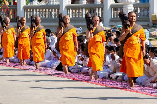 ภาพ No.203908:พิธีต้อนรับพระธรรมยาตรา ณ อนุสรณ์สถานลำดับที่ 5 สถานที่เผยแผ่วิชชาธรรมกายครั้งแรก อนุสรณ์สถานบางปลา วัดบางปลา อำเภอบางเลน จังหวัดนครปฐม ในโครงการธรรมยาตรา กตัญญูบูชา มหาปูชนียาจารย์ พระมงคลเทพมุนี(สด จนฺทสโร) พระผู้ปราบมาร ปีที่ 13 วัน 19 มกราคม พ.ศ.2568