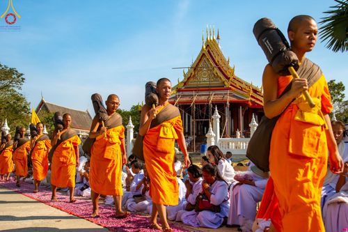 ภาพ No.203922:พิธีต้อนรับพระธรรมยาตรา ณ อนุสรณ์สถานลำดับที่ 5 สถานที่เผยแผ่วิชชาธรรมกายครั้งแรก อนุสรณ์สถานบางปลา วัดบางปลา อำเภอบางเลน จังหวัดนครปฐม ในโครงการธรรมยาตรา กตัญญูบูชา มหาปูชนียาจารย์ พระมงคลเทพมุนี(สด จนฺทสโร) พระผู้ปราบมาร ปีที่ 13 วัน 19 มกราคม พ.ศ.2568