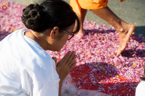 ภาพ No.203952:พิธีต้อนรับพระธรรมยาตรา ณ อนุสรณ์สถานลำดับที่ 5 สถานที่เผยแผ่วิชชาธรรมกายครั้งแรก อนุสรณ์สถานบางปลา วัดบางปลา อำเภอบางเลน จังหวัดนครปฐม ในโครงการธรรมยาตรา กตัญญูบูชา มหาปูชนียาจารย์ พระมงคลเทพมุนี(สด จนฺทสโร) พระผู้ปราบมาร ปีที่ 13 วัน 19 มกราคม พ.ศ.2568