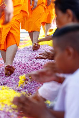 ภาพ No.203966:พิธีต้อนรับพระธรรมยาตรา ณ อนุสรณ์สถานลำดับที่ 5 สถานที่เผยแผ่วิชชาธรรมกายครั้งแรก อนุสรณ์สถานบางปลา วัดบางปลา อำเภอบางเลน จังหวัดนครปฐม ในโครงการธรรมยาตรา กตัญญูบูชา มหาปูชนียาจารย์ พระมงคลเทพมุนี(สด จนฺทสโร) พระผู้ปราบมาร ปีที่ 13 วัน 19 มกราคม พ.ศ.2568
