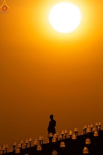 ภาพ No.204763:พิธีจุดประทีปถวายเป็นพุทธบูชา และบูชาธรรมมหาปูชนียาจารย์ ณ วัดพระธรรมกาย ตำบลคลองสาม อำเภอคลองหลวง จังหวัดปทุมธานี ในโครงการธรรมยาตรา กตัญญูบูชา มหาปูชนียาจารย์ พระมงคลเทพมุนี(สด จนฺทสโร) พระผู้ปราบมาร ปีที่ 13 วันที่ 31 มกราคม พ.ศ. 2568