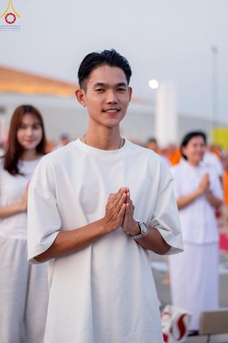 ภาพ No.204796:พิธีจุดประทีปถวายเป็นพุทธบูชา และบูชาธรรมมหาปูชนียาจารย์ ณ วัดพระธรรมกาย ตำบลคลองสาม อำเภอคลองหลวง จังหวัดปทุมธานี ในโครงการธรรมยาตรา กตัญญูบูชา มหาปูชนียาจารย์ พระมงคลเทพมุนี(สด จนฺทสโร) พระผู้ปราบมาร ปีที่ 13 วันที่ 31 มกราคม พ.ศ. 2568