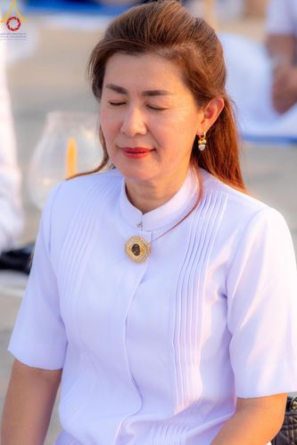 ภาพ No.204815:พิธีจุดประทีปถวายเป็นพุทธบูชา และบูชาธรรมมหาปูชนียาจารย์ ณ วัดพระธรรมกาย ตำบลคลองสาม อำเภอคลองหลวง จังหวัดปทุมธานี ในโครงการธรรมยาตรา กตัญญูบูชา มหาปูชนียาจารย์ พระมงคลเทพมุนี(สด จนฺทสโร) พระผู้ปราบมาร ปีที่ 13 วันที่ 31 มกราคม พ.ศ. 2568