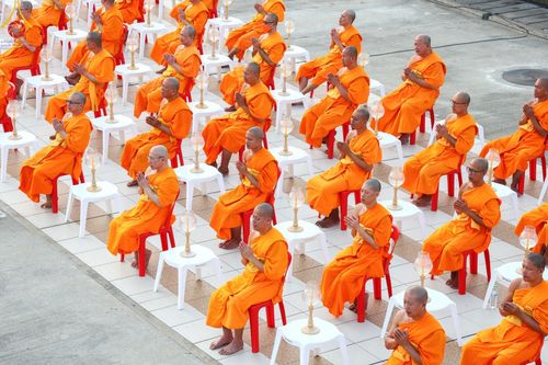 ภาพ No.204828:พิธีจุดประทีปถวายเป็นพุทธบูชา และบูชาธรรมมหาปูชนียาจารย์ ณ วัดพระธรรมกาย ตำบลคลองสาม อำเภอคลองหลวง จังหวัดปทุมธานี ในโครงการธรรมยาตรา กตัญญูบูชา มหาปูชนียาจารย์ พระมงคลเทพมุนี(สด จนฺทสโร) พระผู้ปราบมาร ปีที่ 13 วันที่ 31 มกราคม พ.ศ. 2568