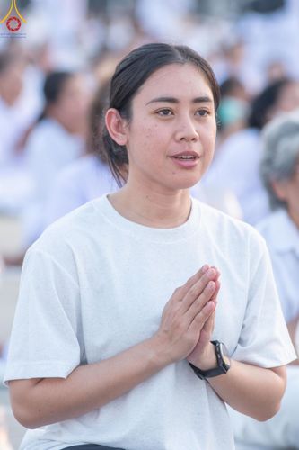 ภาพ No.204847:พิธีจุดประทีปถวายเป็นพุทธบูชา และบูชาธรรมมหาปูชนียาจารย์ ณ วัดพระธรรมกาย ตำบลคลองสาม อำเภอคลองหลวง จังหวัดปทุมธานี ในโครงการธรรมยาตรา กตัญญูบูชา มหาปูชนียาจารย์ พระมงคลเทพมุนี(สด จนฺทสโร) พระผู้ปราบมาร ปีที่ 13 วันที่ 31 มกราคม พ.ศ. 2568