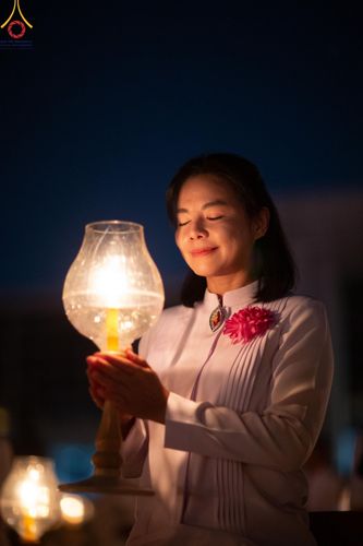 ภาพ No.204880:พิธีจุดประทีปถวายเป็นพุทธบูชา และบูชาธรรมมหาปูชนียาจารย์ ณ วัดพระธรรมกาย ตำบลคลองสาม อำเภอคลองหลวง จังหวัดปทุมธานี ในโครงการธรรมยาตรา กตัญญูบูชา มหาปูชนียาจารย์ พระมงคลเทพมุนี(สด จนฺทสโร) พระผู้ปราบมาร ปีที่ 13 วันที่ 31 มกราคม พ.ศ. 2568