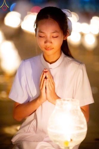 ภาพ No.204891:พิธีจุดประทีปถวายเป็นพุทธบูชา และบูชาธรรมมหาปูชนียาจารย์ ณ วัดพระธรรมกาย ตำบลคลองสาม อำเภอคลองหลวง จังหวัดปทุมธานี ในโครงการธรรมยาตรา กตัญญูบูชา มหาปูชนียาจารย์ พระมงคลเทพมุนี(สด จนฺทสโร) พระผู้ปราบมาร ปีที่ 13 วันที่ 31 มกราคม พ.ศ. 2568