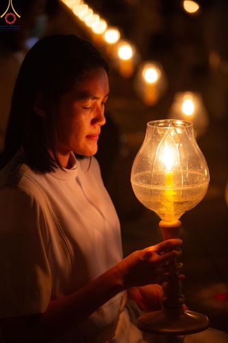 ภาพ No.204896:พิธีจุดประทีปถวายเป็นพุทธบูชา และบูชาธรรมมหาปูชนียาจารย์ ณ วัดพระธรรมกาย ตำบลคลองสาม อำเภอคลองหลวง จังหวัดปทุมธานี ในโครงการธรรมยาตรา กตัญญูบูชา มหาปูชนียาจารย์ พระมงคลเทพมุนี(สด จนฺทสโร) พระผู้ปราบมาร ปีที่ 13 วันที่ 31 มกราคม พ.ศ. 2568