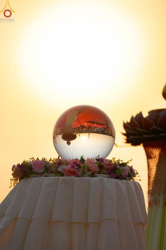 ภาพ No.205335:พิธีจุดประทีปถวายเป็นพุทธบูชา และบูชาธรรมมหาปูชนียาจารย์ ณ วัดพระธรรมกาย ตำบลคลองสาม อำเภอคลองหลวง จังหวัดปทุมธานี ในโครงการธรรมยาตรา กตัญญูบูชา มหาปูชนียาจารย์ พระมงคลเทพมุนี(สด จนฺทสโร) พระผู้ปราบมาร ปีที่ 13 วันที่ 31 มกราคม พ.ศ. 2568