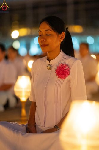 ภาพ No.205377:พิธีจุดประทีปถวายเป็นพุทธบูชา และบูชาธรรมมหาปูชนียาจารย์ ณ วัดพระธรรมกาย ตำบลคลองสาม อำเภอคลองหลวง จังหวัดปทุมธานี ในโครงการธรรมยาตรา กตัญญูบูชา มหาปูชนียาจารย์ พระมงคลเทพมุนี(สด จนฺทสโร) พระผู้ปราบมาร ปีที่ 13 วันที่ 31 มกราคม พ.ศ. 2568