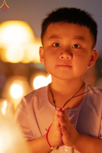 ภาพ No.205384:พิธีจุดประทีปถวายเป็นพุทธบูชา และบูชาธรรมมหาปูชนียาจารย์ ณ วัดพระธรรมกาย ตำบลคลองสาม อำเภอคลองหลวง จังหวัดปทุมธานี ในโครงการธรรมยาตรา กตัญญูบูชา มหาปูชนียาจารย์ พระมงคลเทพมุนี(สด จนฺทสโร) พระผู้ปราบมาร ปีที่ 13 วันที่ 31 มกราคม พ.ศ. 2568