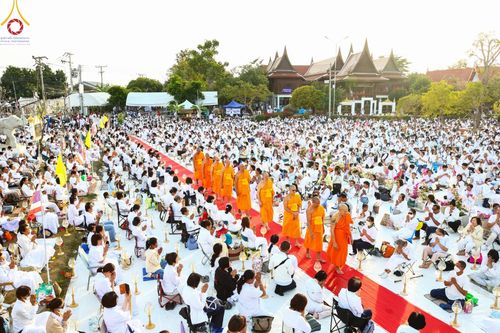 ภาพ No.206331:พิธีจุดประทีปถวายเป็นพุทธบูชา และบูชาธรรมมหาปูชนียาจารย์ ณ วัดสองพี่น้อง ต.ต้นตาล อ.สองพี่น้อง จ.สุพรรณบุรี ในโครงการธรรมยาตรา กตัญญูบูชา มหาปูชนียาจารย์ พระมงคลเทพมุนี(สด จนฺทสโร) พระผู้ปราบมาร อนุสรณ์สถาน 7 แห่ง ปีที่ 13 วันที่ 14 มกราคม พ.ศ. 2568
