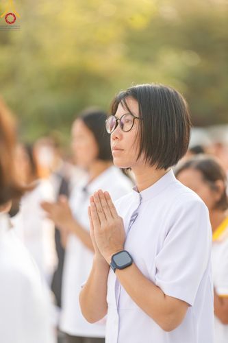 ภาพ No.206347:พิธีจุดประทีปถวายเป็นพุทธบูชา และบูชาธรรมมหาปูชนียาจารย์ ณ วัดสองพี่น้อง ต.ต้นตาล อ.สองพี่น้อง จ.สุพรรณบุรี ในโครงการธรรมยาตรา กตัญญูบูชา มหาปูชนียาจารย์ พระมงคลเทพมุนี(สด จนฺทสโร) พระผู้ปราบมาร อนุสรณ์สถาน 7 แห่ง ปีที่ 13 วันที่ 14 มกราคม พ.ศ. 2568
