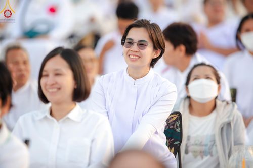 ภาพ No.206380:พิธีจุดประทีปถวายเป็นพุทธบูชา และบูชาธรรมมหาปูชนียาจารย์ ณ วัดสองพี่น้อง ต.ต้นตาล อ.สองพี่น้อง จ.สุพรรณบุรี ในโครงการธรรมยาตรา กตัญญูบูชา มหาปูชนียาจารย์ พระมงคลเทพมุนี(สด จนฺทสโร) พระผู้ปราบมาร อนุสรณ์สถาน 7 แห่ง ปีที่ 13 วันที่ 14 มกราคม พ.ศ. 2568