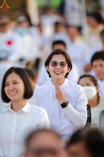 ภาพ No.206382:พิธีจุดประทีปถวายเป็นพุทธบูชา และบูชาธรรมมหาปูชนียาจารย์ ณ วัดสองพี่น้อง ต.ต้นตาล อ.สองพี่น้อง จ.สุพรรณบุรี ในโครงการธรรมยาตรา กตัญญูบูชา มหาปูชนียาจารย์ พระมงคลเทพมุนี(สด จนฺทสโร) พระผู้ปราบมาร อนุสรณ์สถาน 7 แห่ง ปีที่ 13 วันที่ 14 มกราคม พ.ศ. 2568