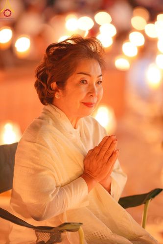 ภาพ No.206446:พิธีจุดประทีปถวายเป็นพุทธบูชา และบูชาธรรมมหาปูชนียาจารย์ ณ วัดสองพี่น้อง ต.ต้นตาล อ.สองพี่น้อง จ.สุพรรณบุรี ในโครงการธรรมยาตรา กตัญญูบูชา มหาปูชนียาจารย์ พระมงคลเทพมุนี(สด จนฺทสโร) พระผู้ปราบมาร อนุสรณ์สถาน 7 แห่ง ปีที่ 13 วันที่ 14 มกราคม พ.ศ. 2568