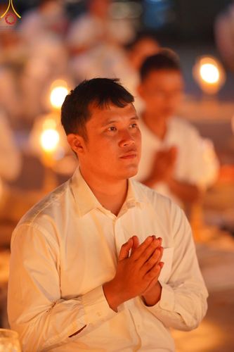 ภาพ No.206447:พิธีจุดประทีปถวายเป็นพุทธบูชา และบูชาธรรมมหาปูชนียาจารย์ ณ วัดสองพี่น้อง ต.ต้นตาล อ.สองพี่น้อง จ.สุพรรณบุรี ในโครงการธรรมยาตรา กตัญญูบูชา มหาปูชนียาจารย์ พระมงคลเทพมุนี(สด จนฺทสโร) พระผู้ปราบมาร อนุสรณ์สถาน 7 แห่ง ปีที่ 13 วันที่ 14 มกราคม พ.ศ. 2568