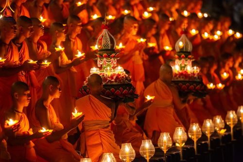 ภาพ No.206491:พิธีจุดประทีปถวายเป็นพุทธบูชา และบูชาธรรมมหาปูชนียาจารย์ ณ วัดสองพี่น้อง ต.ต้นตาล อ.สองพี่น้อง จ.สุพรรณบุรี ในโครงการธรรมยาตรา กตัญญูบูชา มหาปูชนียาจารย์ พระมงคลเทพมุนี(สด จนฺทสโร) พระผู้ปราบมาร อนุสรณ์สถาน 7 แห่ง ปีที่ 13 วันที่ 14 มกราคม พ.ศ. 2568