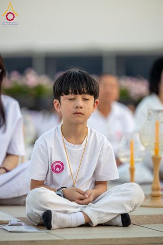 ภาพ No.207772:พิธีเวียนประทักษิณและจุดมาฆประทีป ในวันมาฆบูชา วันพุธที่ 12 กุมภาพันธ์ พ.ศ. 2568 ณ พระมหาธรรมกายเจดีย์ วัดพระธรรมกาย