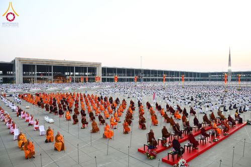 ภาพ No.207784:พิธีเวียนประทักษิณและจุดมาฆประทีป ในวันมาฆบูชา วันพุธที่ 12 กุมภาพันธ์ พ.ศ. 2568 ณ พระมหาธรรมกายเจดีย์ วัดพระธรรมกาย