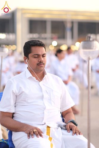 ภาพ No.207792:พิธีเวียนประทักษิณและจุดมาฆประทีป ในวันมาฆบูชา วันพุธที่ 12 กุมภาพันธ์ พ.ศ. 2568 ณ พระมหาธรรมกายเจดีย์ วัดพระธรรมกาย