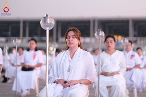 ภาพ No.207804:พิธีเวียนประทักษิณและจุดมาฆประทีป ในวันมาฆบูชา วันพุธที่ 12 กุมภาพันธ์ พ.ศ. 2568 ณ พระมหาธรรมกายเจดีย์ วัดพระธรรมกาย