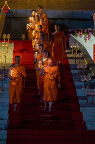 ภาพ No.207810:พิธีเวียนประทักษิณและจุดมาฆประทีป ในวันมาฆบูชา วันพุธที่ 12 กุมภาพันธ์ พ.ศ. 2568 ณ พระมหาธรรมกายเจดีย์ วัดพระธรรมกาย