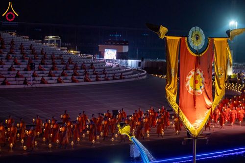 ภาพ No.207840:พิธีเวียนประทักษิณและจุดมาฆประทีป ในวันมาฆบูชา วันพุธที่ 12 กุมภาพันธ์ พ.ศ. 2568 ณ พระมหาธรรมกายเจดีย์ วัดพระธรรมกาย