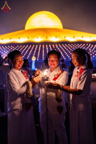 ภาพ No.207875:พิธีเวียนประทักษิณและจุดมาฆประทีป ในวันมาฆบูชา วันพุธที่ 12 กุมภาพันธ์ พ.ศ. 2568 ณ พระมหาธรรมกายเจดีย์ วัดพระธรรมกาย