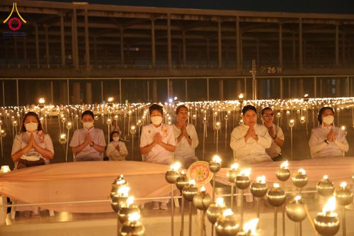 ภาพ No.207919:พิธีเวียนประทักษิณและจุดมาฆประทีป ในวันมาฆบูชา วันพุธที่ 12 กุมภาพันธ์ พ.ศ. 2568 ณ พระมหาธรรมกายเจดีย์ วัดพระธรรมกาย