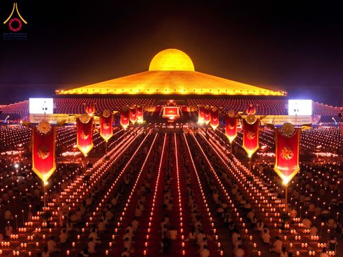 ภาพ No.207923:พิธีเวียนประทักษิณและจุดมาฆประทีป ในวันมาฆบูชา วันพุธที่ 12 กุมภาพันธ์ พ.ศ. 2568 ณ พระมหาธรรมกายเจดีย์ วัดพระธรรมกาย