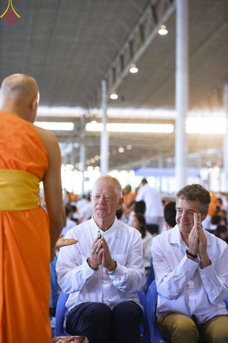 ภาพ No.208394:พิธีตักบาตร และปฏิบัติธรรมช่วงสาย ในวันมาฆบูชา วันพุธที่ 12 กุมภาพันธ์ พ.ศ. 2568 ณ วัดพระธรรมกาย จังหวัดปทุมธานี