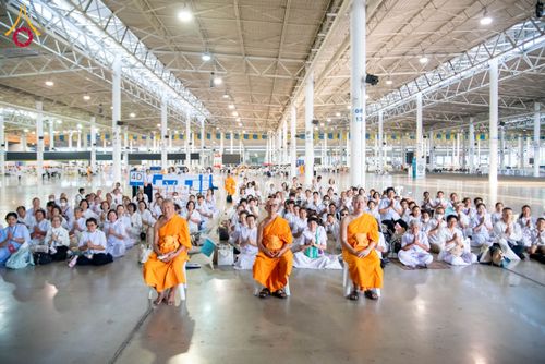 ภาพ No.209406:วันเสาร์ที่ 1 มีนาคม พ.ศ. 2568 สัมมนาใหญ่ ผู้นำบุญ 10,000 คน เพื่องานมหาสังฆทาน 40,000 กว่าวัดทั่วประเทศ ณ สภาธรรมกายสากล วัดพระธรรมกาย