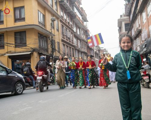 ภาพ No.210145:วันที่ 28 กุมภาพันธ์ พ.ศ.2568 พิธีเปิดโครงการบวชสามเณร พิธีถวายไทยธรรม พิธีขอขมามอบผ้าไตร  ณ เมืองปาตัน ประเทศเนปาล