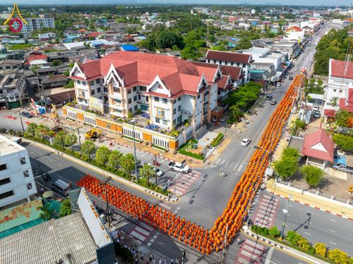 ภาพ No.211462:วันอาทิตย์ที่ 16 มีนาคม พ.ศ. 2568 ธรรมยาตราอัญเชิญพระบรมสารีริกธาตุ รอบเมืองปัตตานี ประดิษฐาน ณ ปทุมเจดีย์ เจดีย์พระพุทธเจ้า 5 พระองค์  ศูนย์อบรมเยาวชนปัตตานี