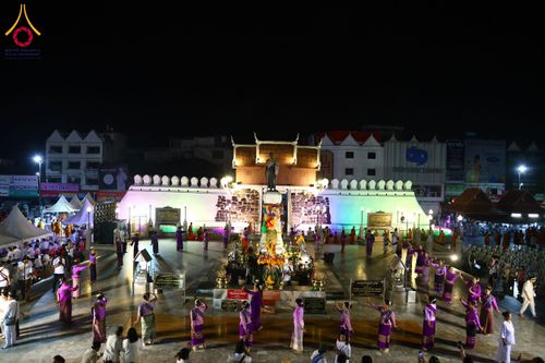 ภาพ No.211716:วันอาทิตย์ที่ 9 มีนาคม พ.ศ. 2568 พ่อเมืองโคราชจัดตักบาตรพระหมื่น ทำบุญเมือง 557 ปี