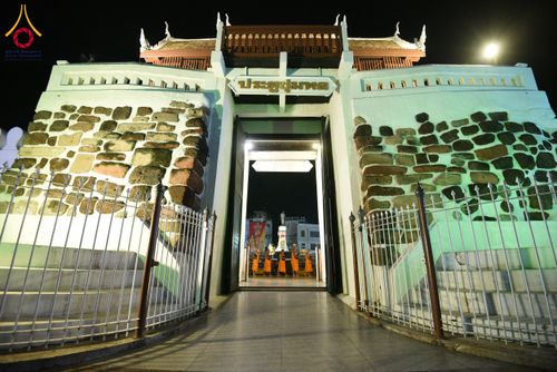 ภาพ No.211738:วันอาทิตย์ที่ 9 มีนาคม พ.ศ. 2568 พ่อเมืองโคราชจัดตักบาตรพระหมื่น ทำบุญเมือง 557 ปี