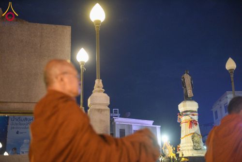 ภาพ No.211739:วันอาทิตย์ที่ 9 มีนาคม พ.ศ. 2568 พ่อเมืองโคราชจัดตักบาตรพระหมื่น ทำบุญเมือง 557 ปี