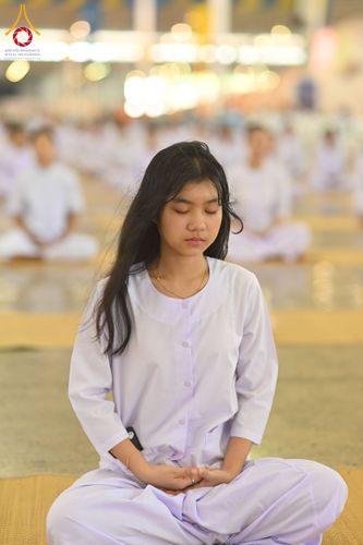 ภาพ No.223508:วันวิสาขบูชา วันอาทิตย์ที่ 11 พฤษภาคม พ.ศ. 2568 พิธีตักบาตร และปฎิบัติธรรม ณ สภาธรรมกายสากล วัดพระธรรมกาย