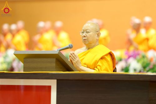 ภาพ No.223518:วันวิสาขบูชา วันอาทิตย์ที่ 11 พฤษภาคม พ.ศ. 2568 พิธีตักบาตร และปฎิบัติธรรม ณ สภาธรรมกายสากล วัดพระธรรมกาย